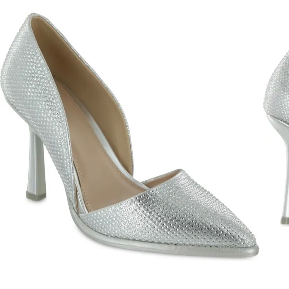Mia Silver Pumps